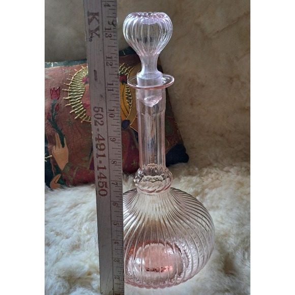 Empoli Pink Genie Bottle Decanter with Stopper - Picture 10 of 10